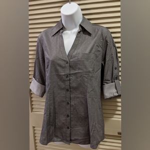 Lovely Grey/Silver-ish Button Down